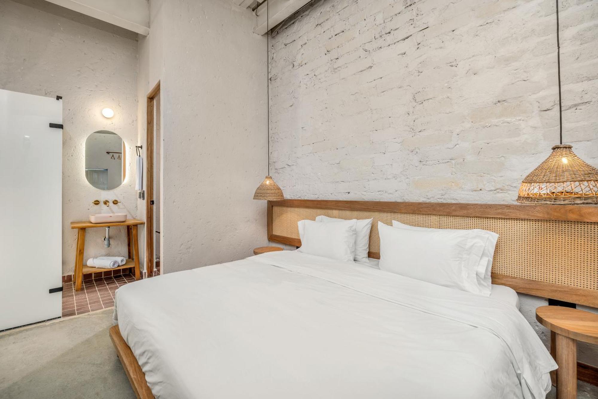 מדיין Botanica Casa Hotel Manila By Housy Host מראה חיצוני תמונה